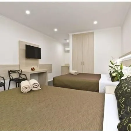 Morphettville Motor Inn Glenelg Exterior photo